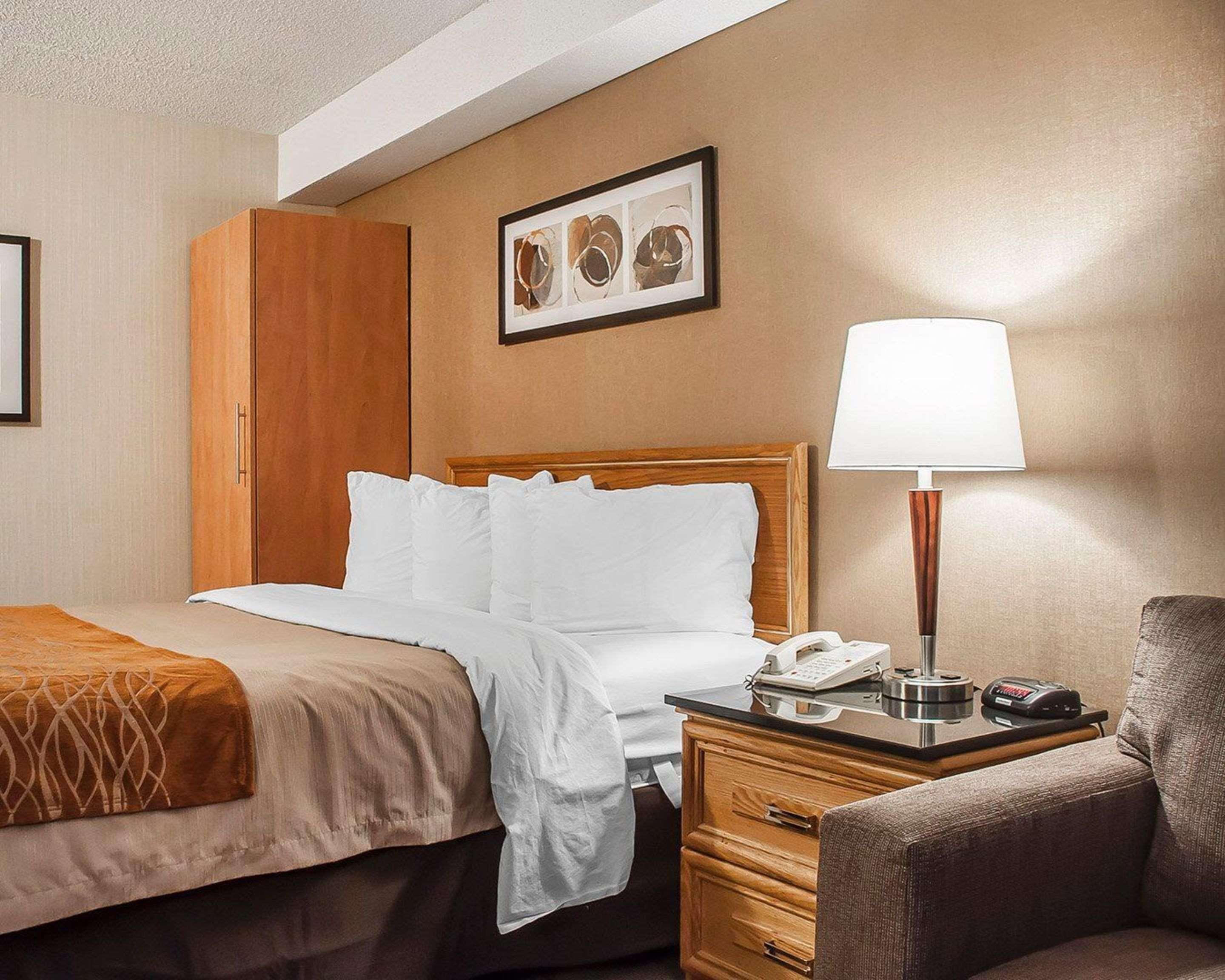Comfort Inn Orillia Exteriör bild