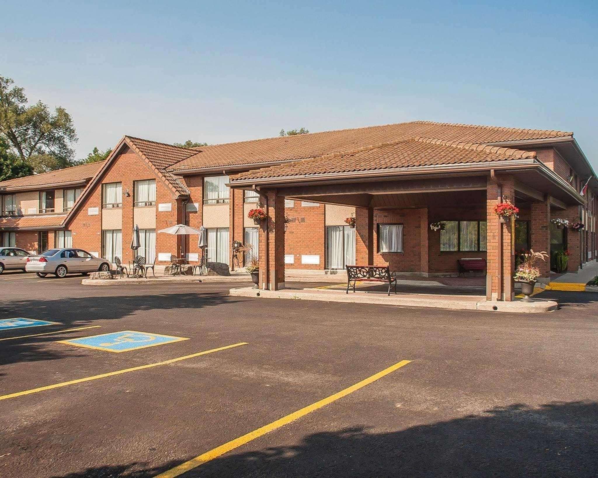 Comfort Inn Orillia Exteriör bild
