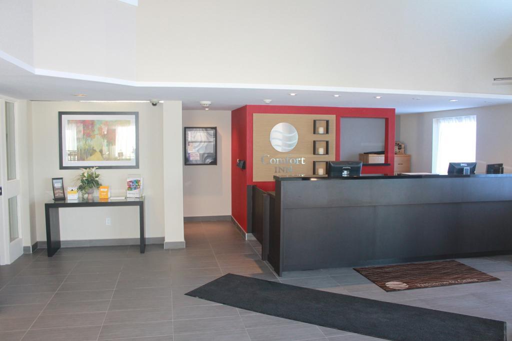 Comfort Inn Orillia Exteriör bild