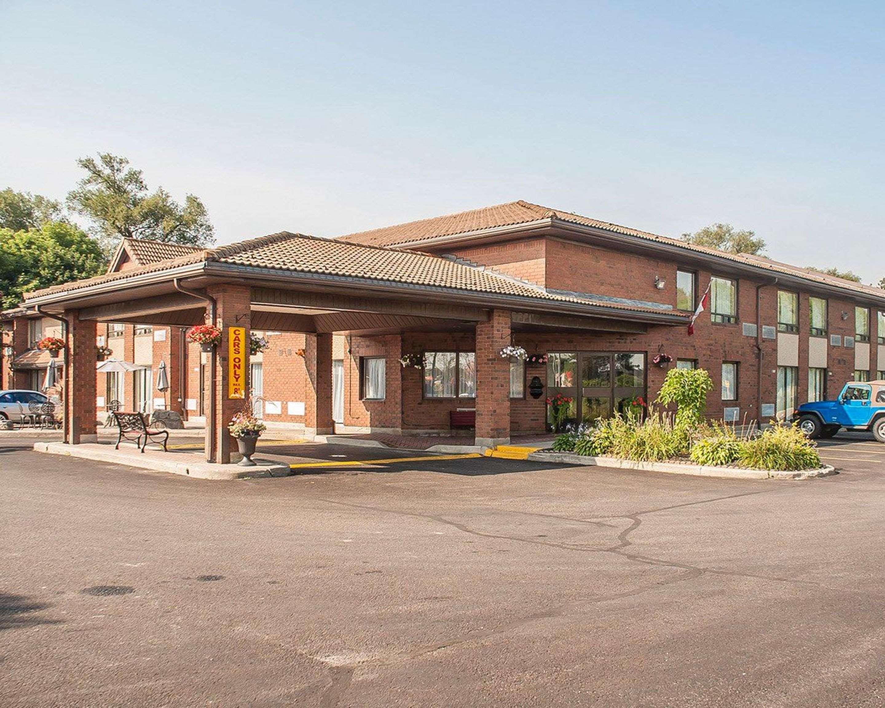 Comfort Inn Orillia Exteriör bild
