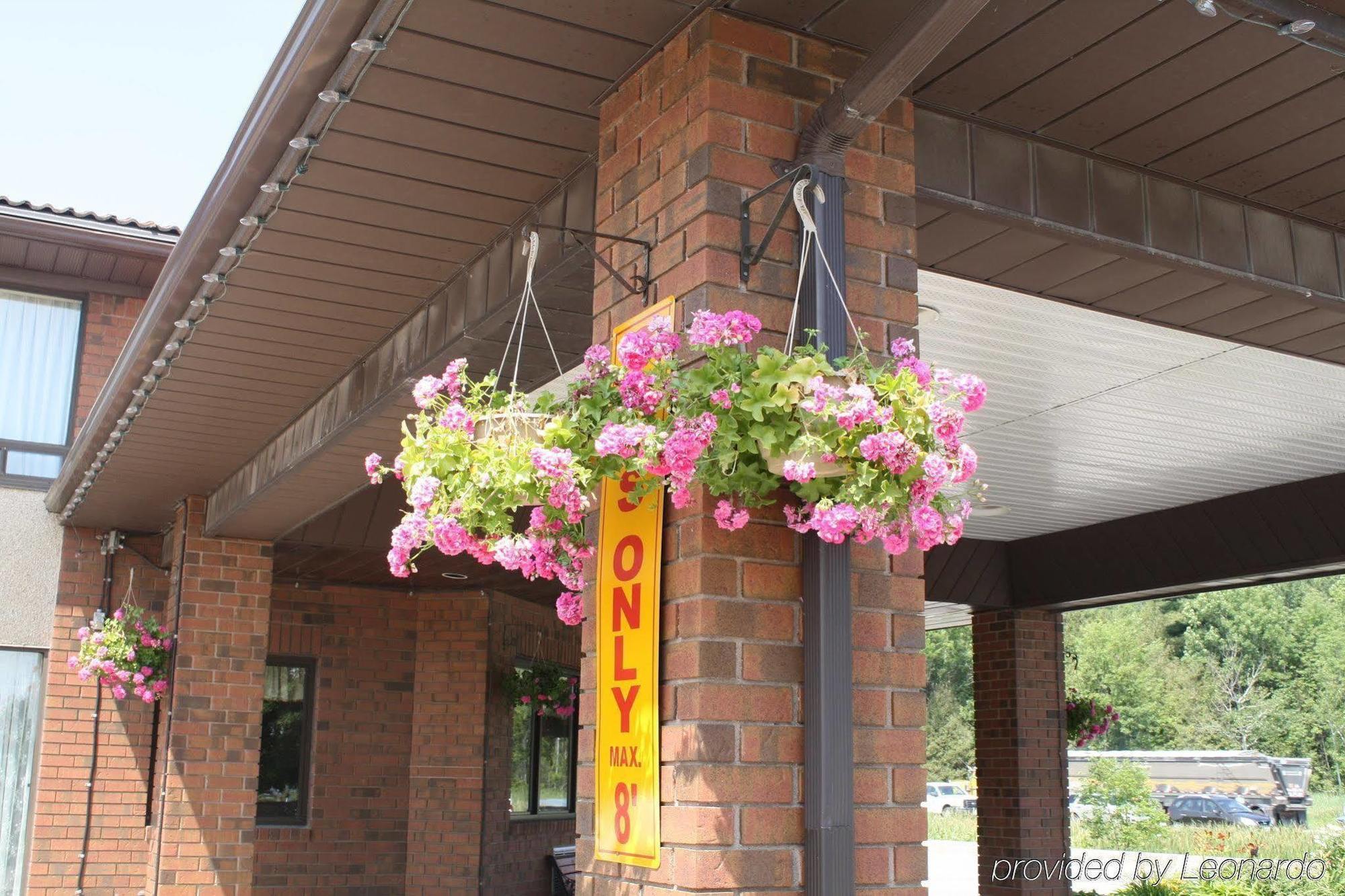 Comfort Inn Orillia Exteriör bild